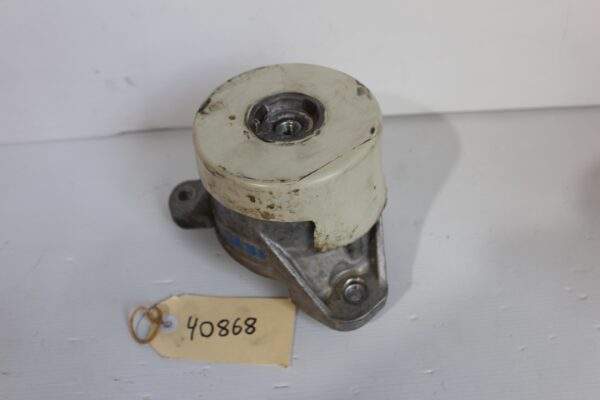 Mercedes Benz C43 AMG Front Left Engine Mount Support A2132402100