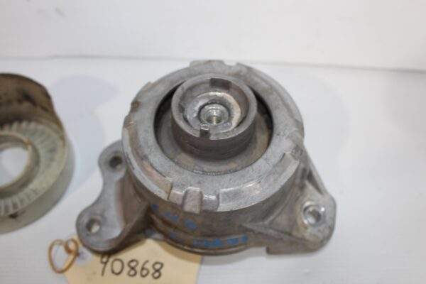 Mercedes Benz C43 AMG Front Left Engine Mount Support A2132402100