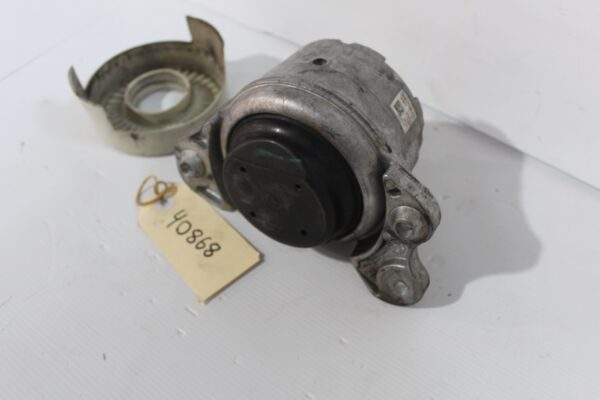 Mercedes Benz C43 AMG Front Left Engine Mount Support A2132402100