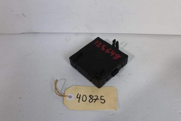 Mercedes Benz W204 W212 C63 E63 Door Control Module A2129009128
