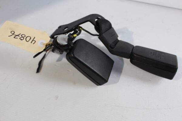 Mercedes Benz W212 E63 Rear Right and Centre Seat Belt Buckle Stalk A2128600469