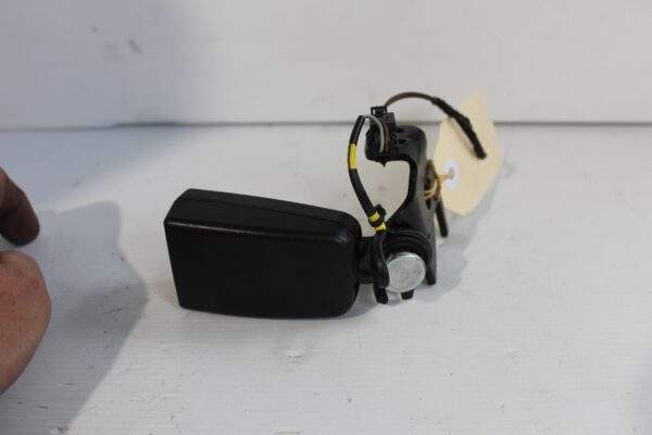 Mercedes Benz W212 E63 Rear Left Seat Belt Buckle Stalk A2128601969