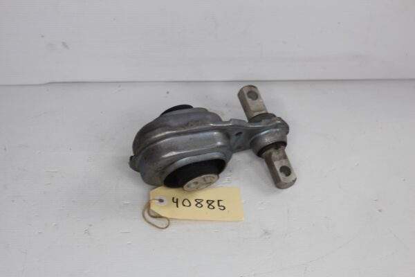 Mercedes Benz W177 W118 Lower Engine Mount A2472400600