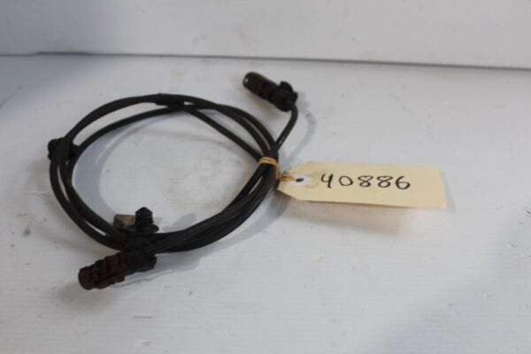 Mercedes Benz W212 E63 Front Camera Harness Cable A2124403340