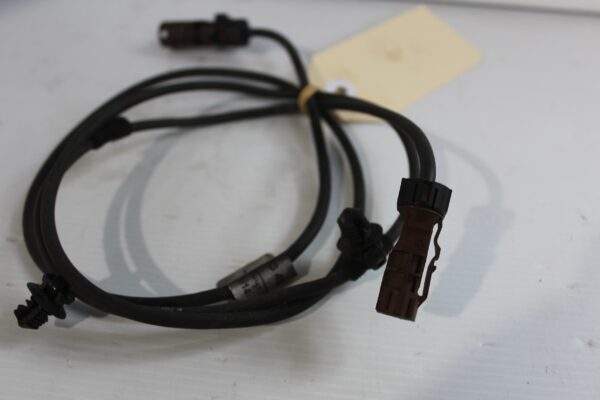 Mercedes Benz W212 E63 Front Camera Harness Cable A2124403340