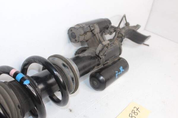 Mercedes Benz W205 C43 AMG Front Right Strut Shock A2053205900, A2053208602