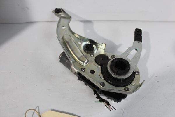 Mercedes Benz W205 C Class Boot Trunk Lift Drive Motor A2058202801