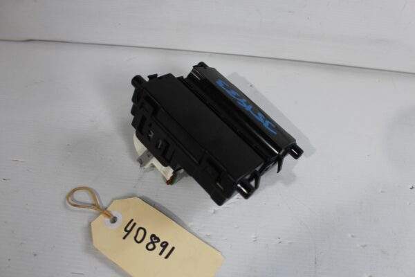 Mercedes Benz W205 C Class Air-Con AC Control Unit A2059006923, A2059007126