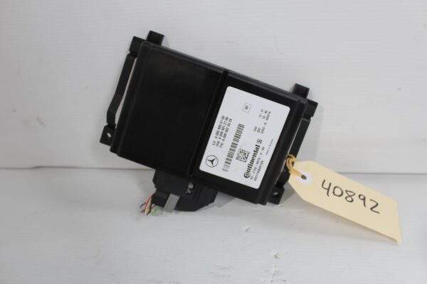 Mercedes Benz W205 C Class Radar Control Unit Module A0009005109