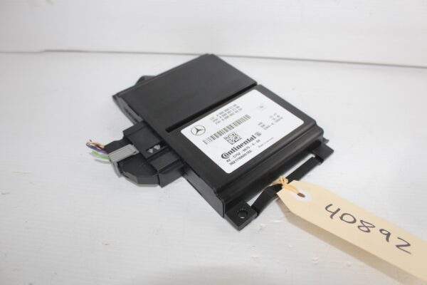 Mercedes Benz W205 C Class Radar Control Unit Module A0009005109