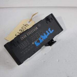 Mercedes Benz W205 C Class Boot Closing Control Unit A2229006008 - Image 9