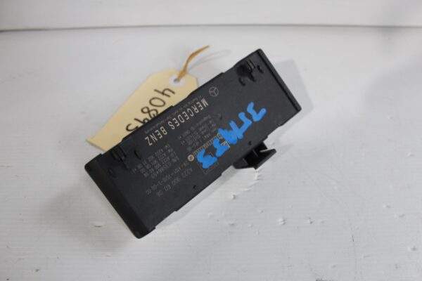 Mercedes Benz W205 C Class Boot Closing Control Unit A2229006008