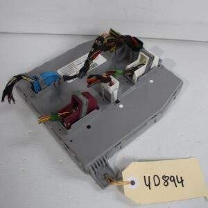 Mercedes Benz W205 C43 Front Signal Acquisition Module SAM A2059006330 - Image 10