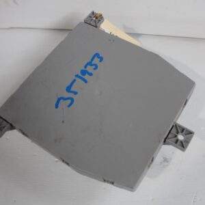Mercedes Benz W205 C43 Front Signal Acquisition Module SAM A2059006330 - Image 6