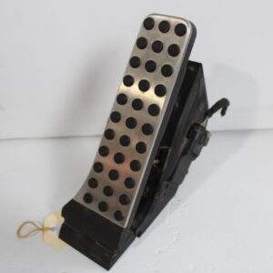 Mercedes Benz W205 C Class Accelerator Throttle Pedal A2053000104 - Image 2