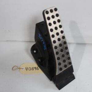 Mercedes Benz W205 C Class Accelerator Throttle Pedal A2053000104 - Image 12