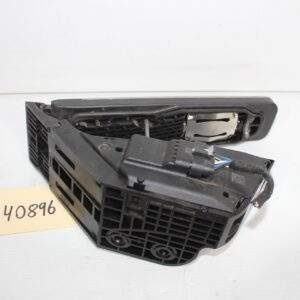 Mercedes Benz W205 C Class Accelerator Throttle Pedal A2053000104 - Image 8