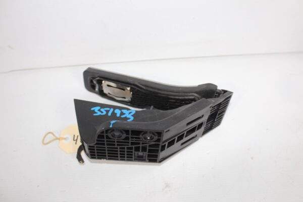 Mercedes Benz W205 C Class Accelerator Throttle Pedal A2053000104