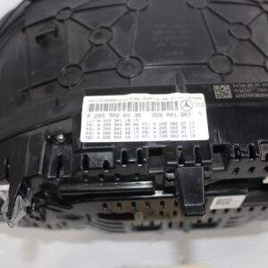 Mercedes Benz W205 C43 AMG Instrument Cluster Speedometer A2059000535 - Image 4