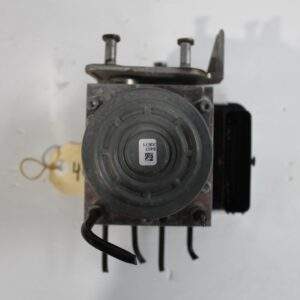 Mercedes Benz W205 C43 AMG ABS Unit Pump Module A2054313712, A2534313800 - Image 4