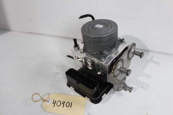 Mercedes Benz W205 C43 AMG ABS Unit Pump Module A2054313712, A2534313800