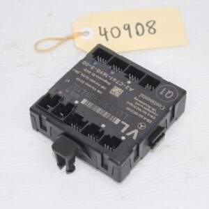 Mercedes Benz W117 CLA Door Control Unit A1669004102 - Image 9