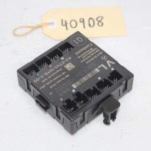 Mercedes Benz W117 CLA Door Control Unit A1669004102 - Image 8