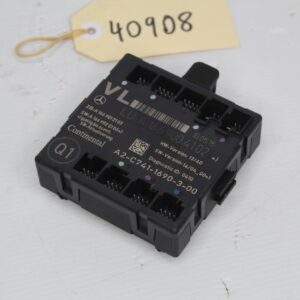 Mercedes Benz W117 CLA Door Control Unit A1669004102 - Image 7