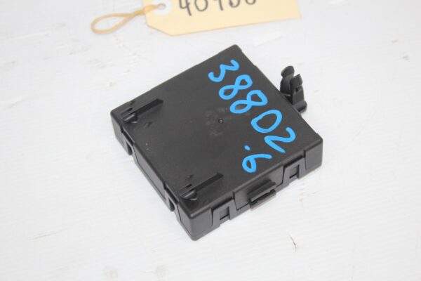 Mercedes Benz W117 CLA Door Control Unit A1669004102