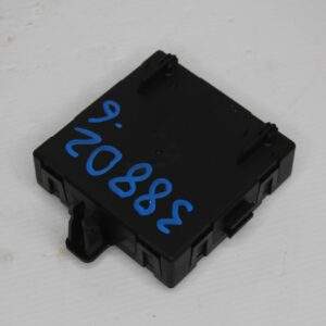Mercedes Benz W117 CLA Door Control Unit A1669004102 - Image 4