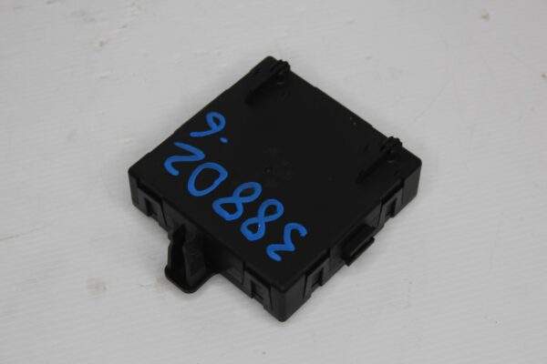 Mercedes Benz W117 CLA Door Control Unit A1669004102