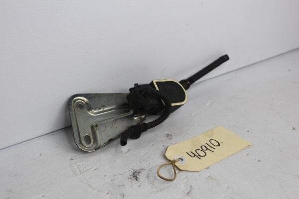 Mercedes Benz W212 E63 AMG Height Level Sensor A0045429918, A2123201043