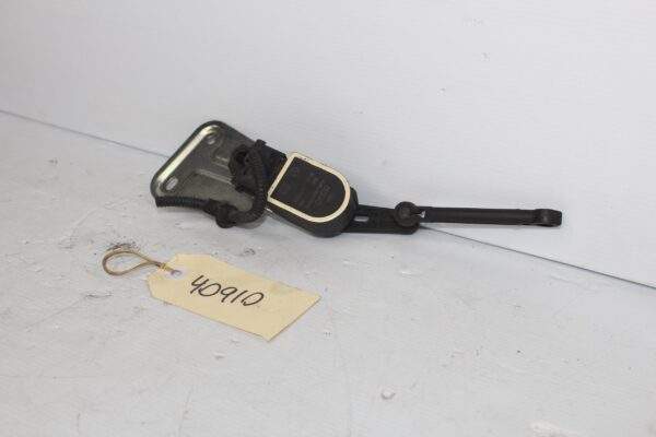 Mercedes Benz W212 E63 AMG Height Level Sensor A0045429918, A2123201043
