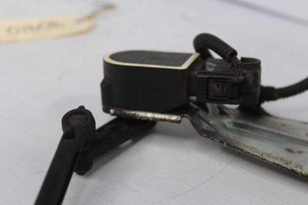 Mercedes Benz W212 E63 AMG Height Level Sensor A0045429918, A2123201043