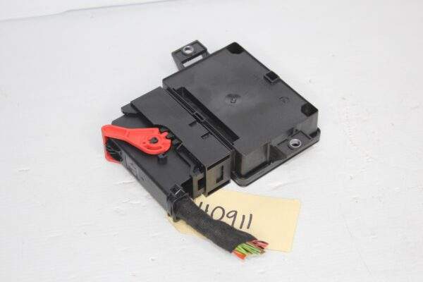 Mercedes Benz W176 W117 A CLA Class Parking Brake Control Unit A2469003014