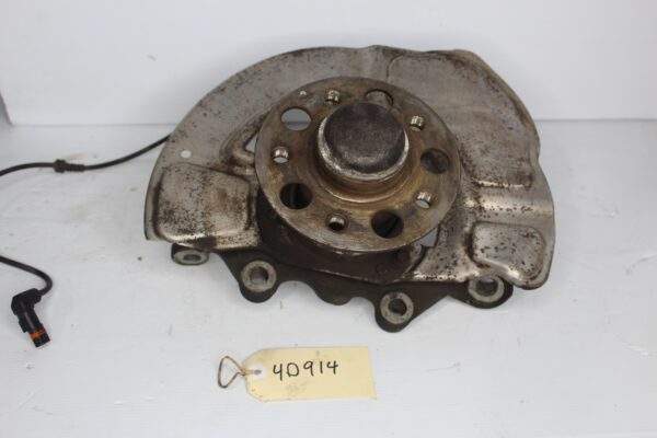 Mercedes Benz W212 E63 AMG Front Right Knuckle Carrier Hub Assembly A2123300220