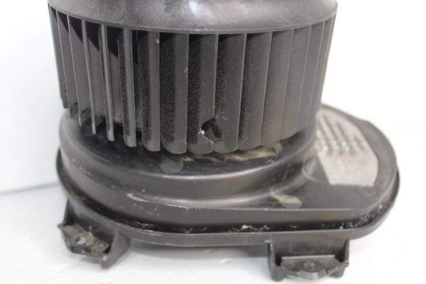 Mercedes Benz W176 W117 A CLA Class Blower Fan Motor A2229060303, A2469062501