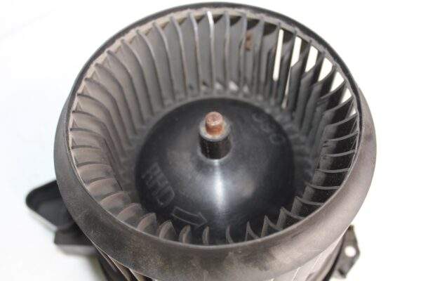 Mercedes Benz W176 W117 A CLA Class Blower Fan Motor A2229060303, A2469062501