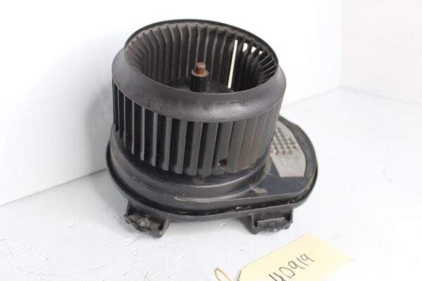 Mercedes Benz W176 W117 A CLA Class Blower Fan Motor A2229060303, A2469062501