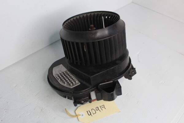 Mercedes Benz W176 W117 A CLA Class Blower Fan Motor A2229060303, A2469062501