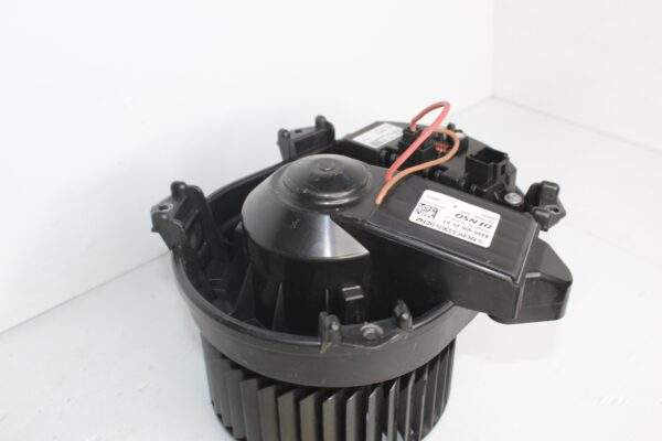 Mercedes Benz W176 W117 A CLA Class Blower Fan Motor A2229060303, A2469062501