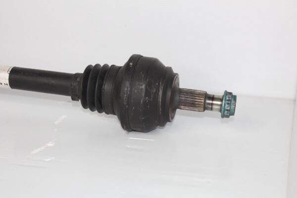 Mercedes Benz W205 C63S Coupe Rear Right Axle Driveshaft CV A2053500914