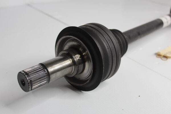 Mercedes Benz W205 C63S Coupe Rear Right Axle Driveshaft CV A2053500914