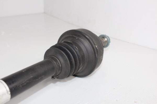 Mercedes Benz W205 C63S Coupe Rear Right Axle Driveshaft CV A2053500914
