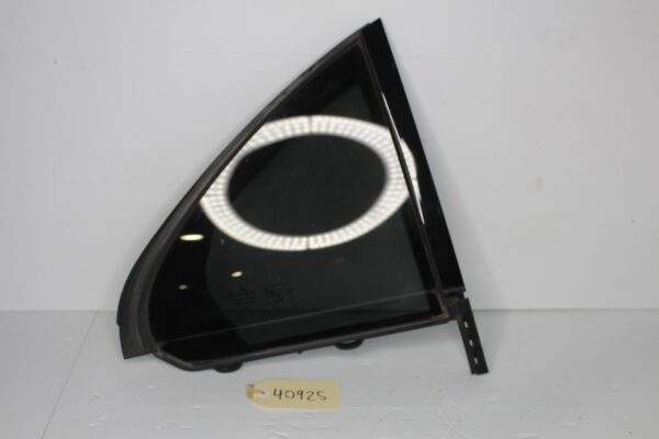 Mercedes Benz W205 C Class Rear Right Door Quarter Window Glass A2057306200
