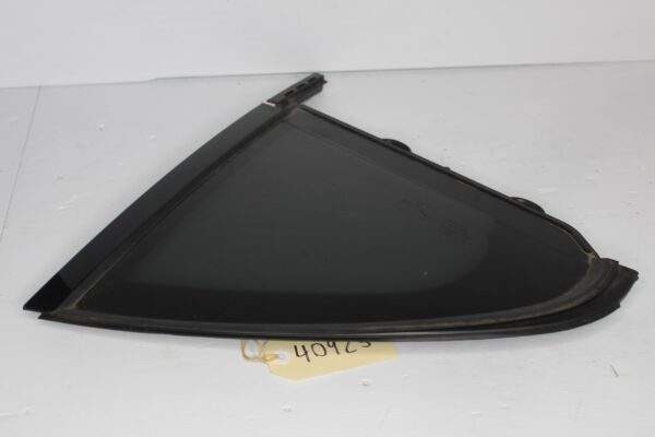 Mercedes Benz W205 C Class Rear Right Door Quarter Window Glass A2057306200