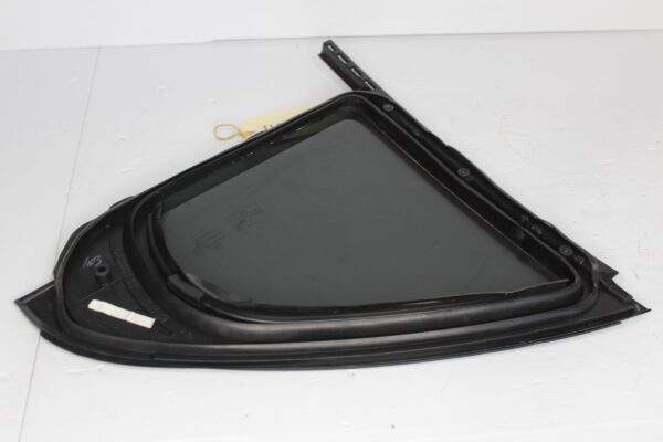 Mercedes Benz W205 C Class Rear Right Door Quarter Window Glass A2057306200