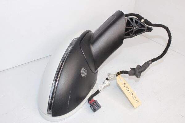 Porsche Macan 95B Right Drivers Side Mirror Electric Fold 95B857508C