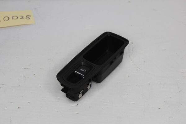 Porsche Macan 95B Front Left Passenger Window Switch 7PP959855C, 95B867152
