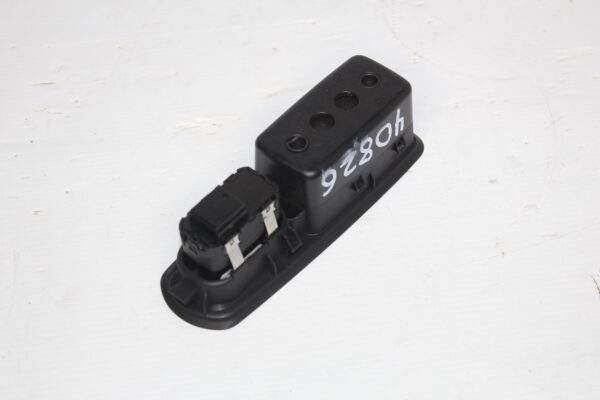 Porsche Macan 95B Front Left Passenger Window Switch 7PP959855C, 95B867152